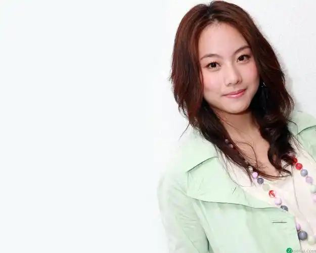 青春少女代言 邓丽欣壁纸_明星_太平洋电脑网