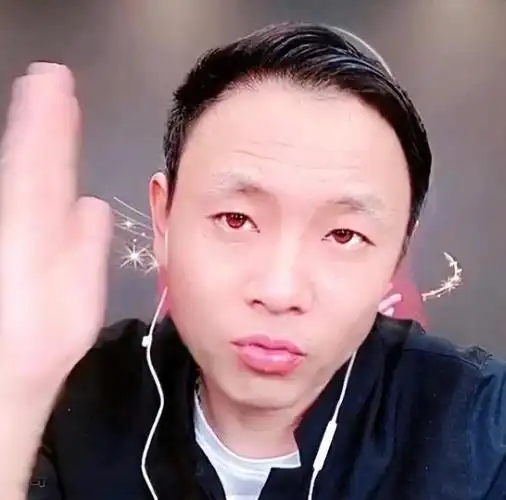 歌手乐凡个人资料-有第三者!