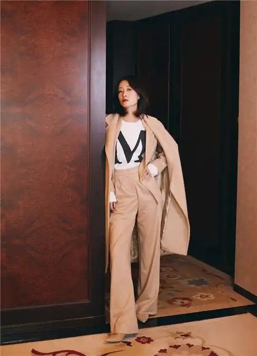 maxmara2020秋冬系列拉开冬日序幕刘敏涛青岛化身探险家"乘风破浪"