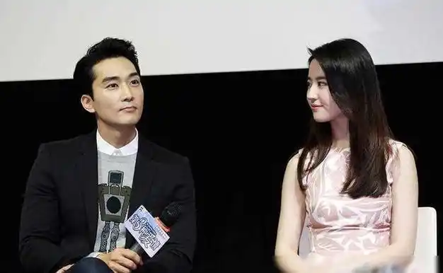 回顾刘亦菲宋承宪这段情一厢情愿的爱情注定无法长久