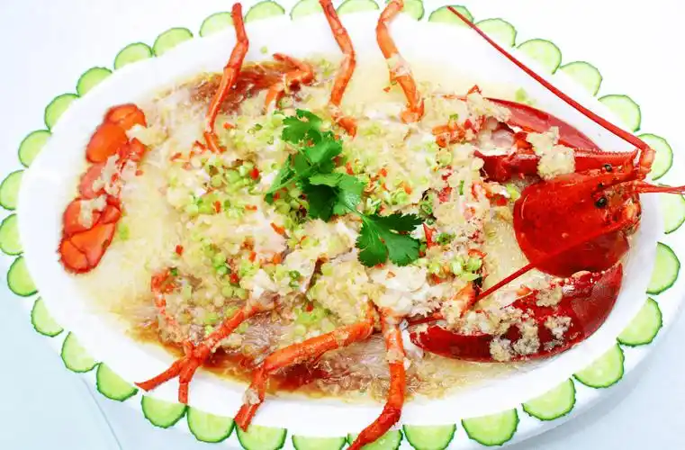 盛荟酒家仅288元享门市价718元波士顿龙虾5人餐金银蒜蒸波士顿龙虾约