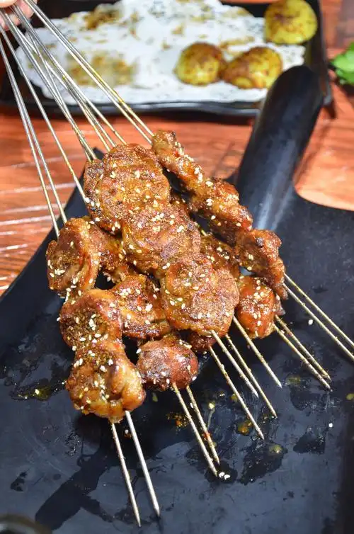 超级正宗的哈尔滨烧烤,喝酒撸串好去处,真的墙裂推荐