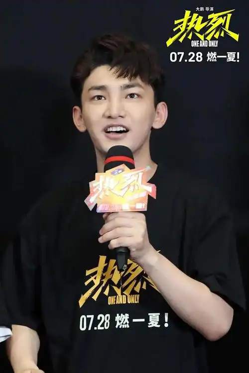 炸裂街舞热烈拍出了最有魅力的王一博