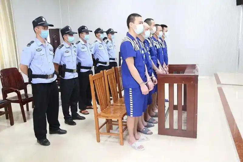 博白县法院集中宣判3起毒品犯罪案件5名被告人获刑