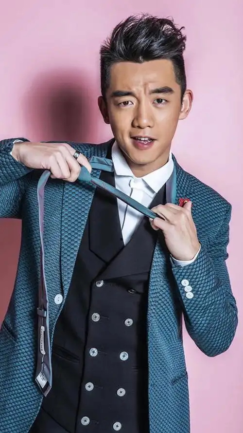 【男神壁纸】郑恺(代表作《奔跑吧兄弟》《加油吧实习生》《临时演员