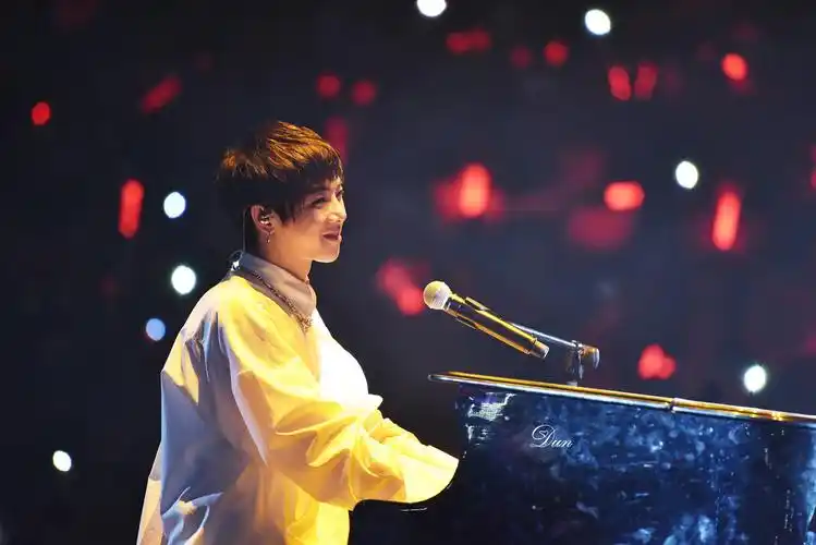 华晨宇 2016年火星演唱会 - 堆糖,美图壁纸兴趣社区