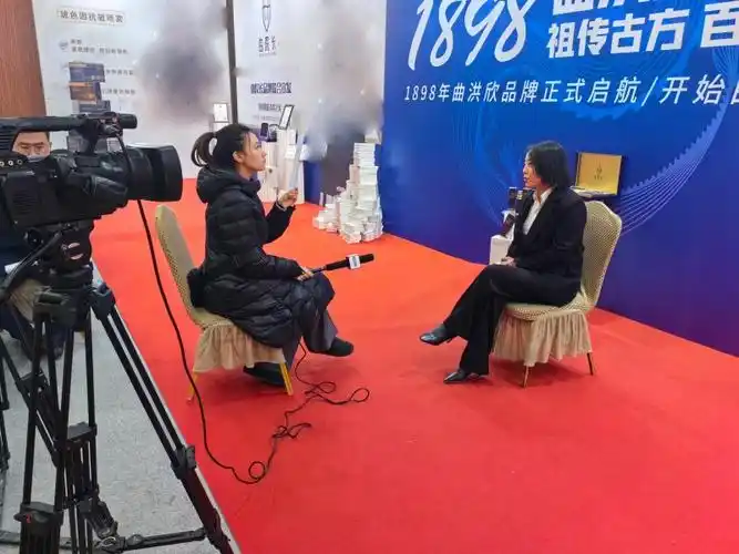 在曲洪欣她实现了美丽与事业双丰收