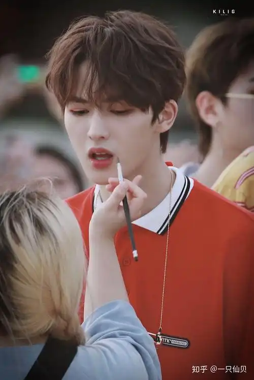 各位有没有朱正廷很漂亮的照片?