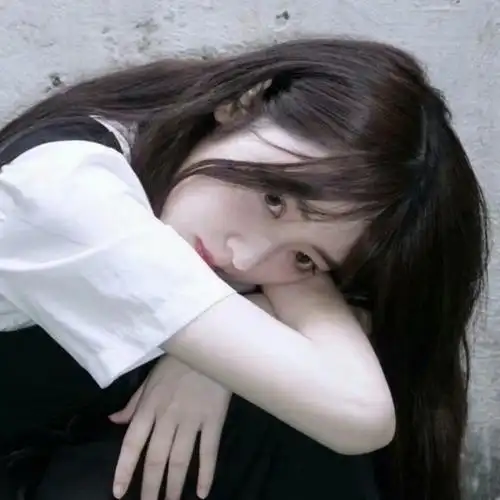 温柔的白月光女生气质头像