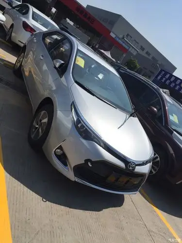 雷凌水晶银,车已到店