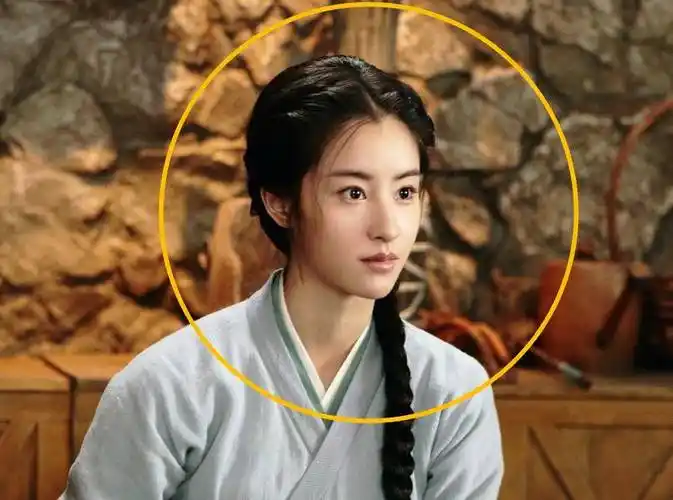 新神雕侠侣:小龙女顶着一张网红脸,杨过还是跟李莫愁配一对吧_毛晓慧