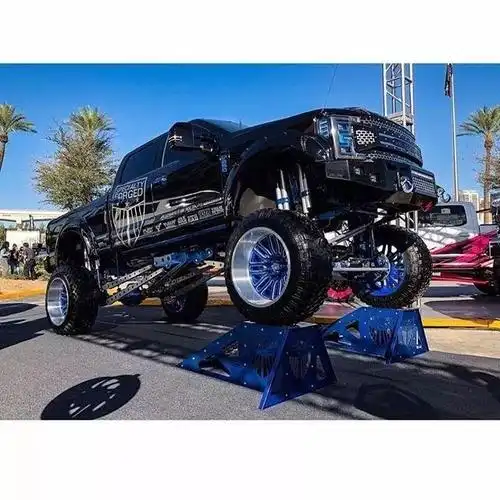 全球最威武霸气的越野改装车都在这里啦!