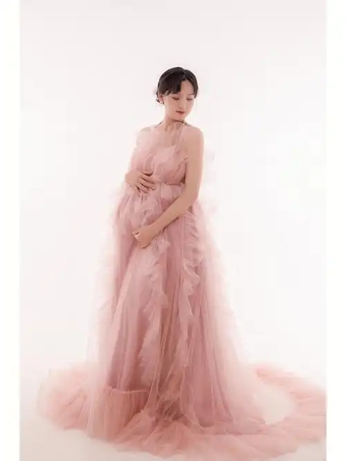 这组粉粉的仙女孕妇照真的太戳我了