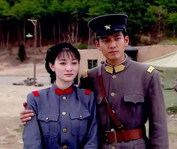 钟汉良入戏太深真扇耳光,李小冉伤心大哭!网友骂钟汉良不专业