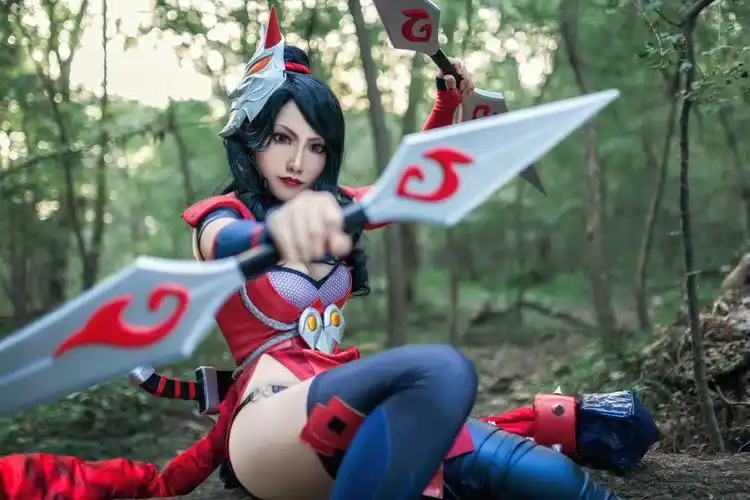 每日图鉴大赏王者峡谷阿珂cos十步杀一人千里不留行