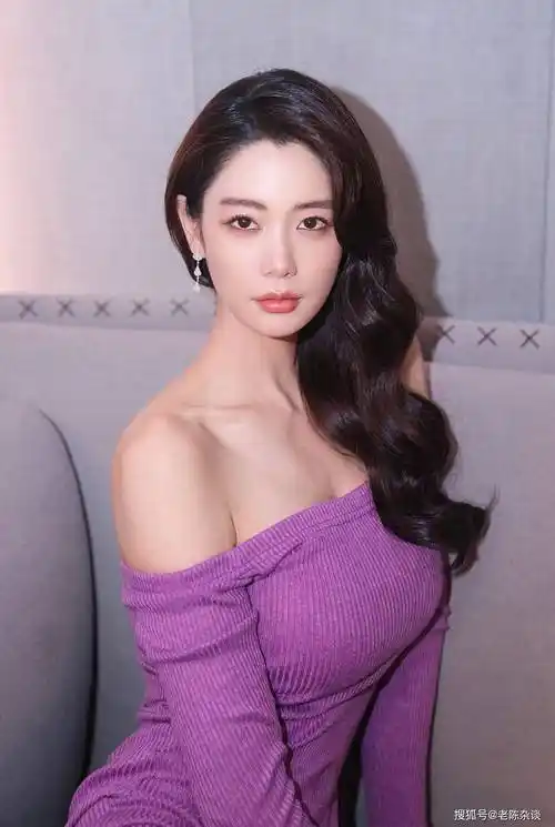 南韩顶级尤物!37岁克拉拉写真赏_表演_成为了_才华