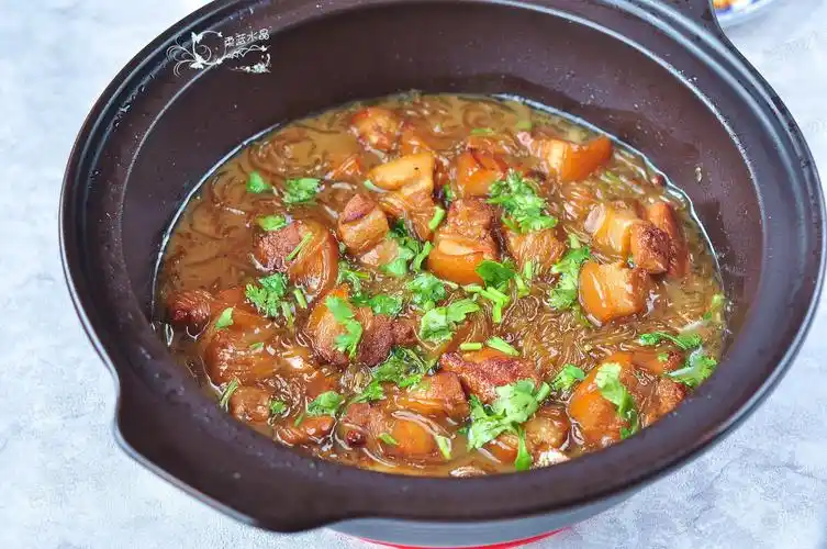 天冷就想吃这些炖菜,热乎乎的吃着才过瘾,每一道都馋人-搜狐大视野