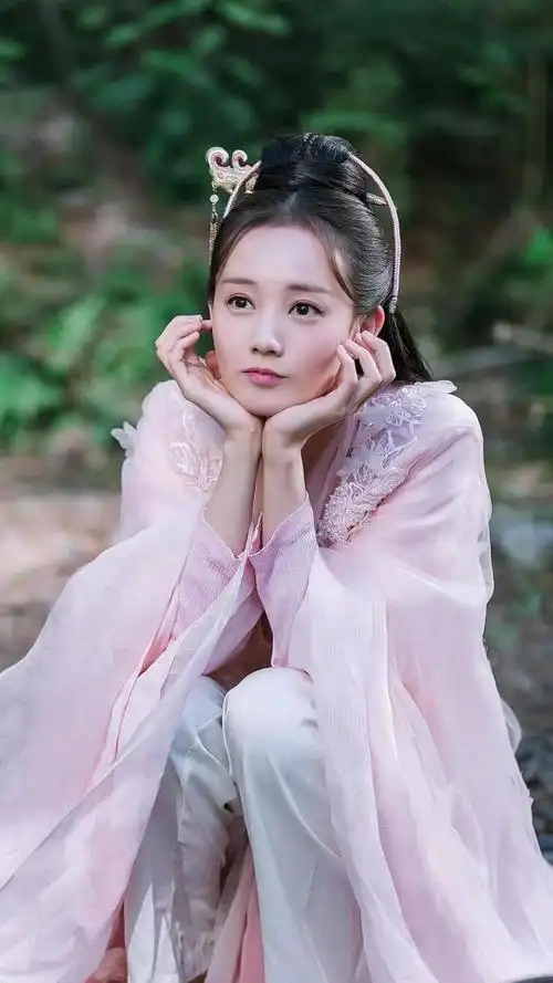 吴谨言版苏妲己被吐槽颜值一般还没有附身的九尾狐美