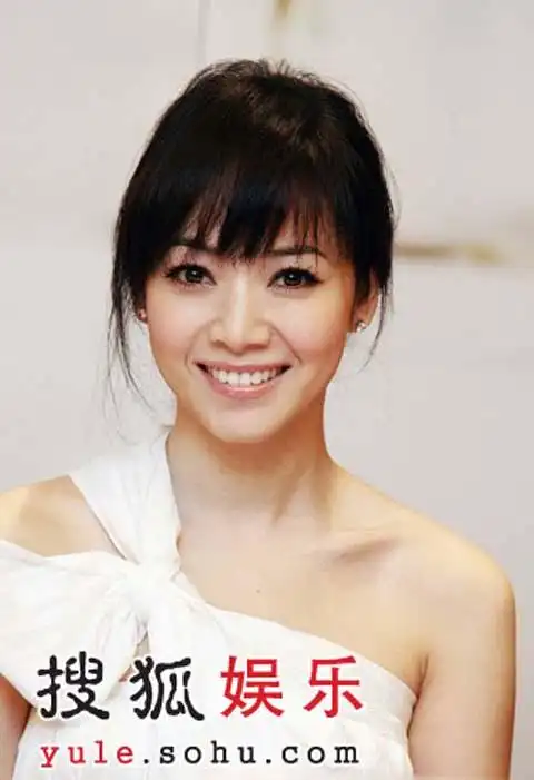 2007风尚大典昨日启动 林志玲侯佩岑再争司仪