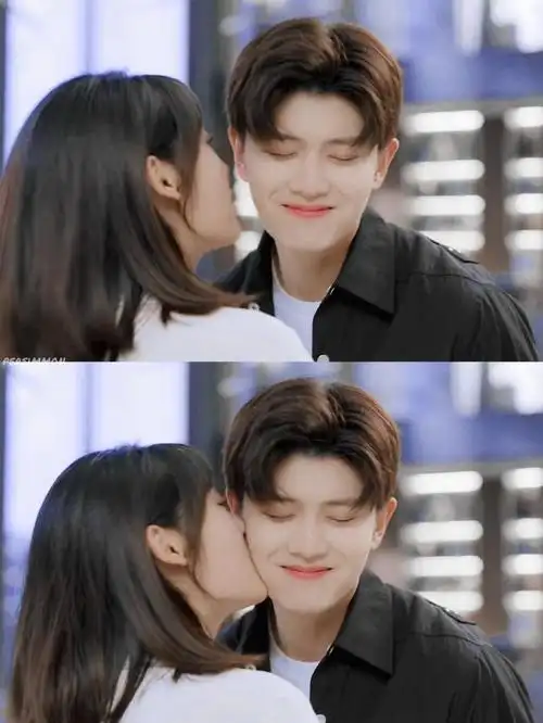 我一直以为任嘉伦的古装剧比较精彩,几乎看完了他所有古装剧,再来看