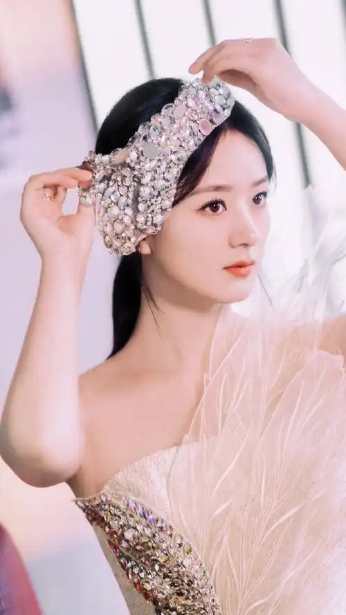 赵丽颖回应与凤行是配音##赵丽颖羽纱仙女裙