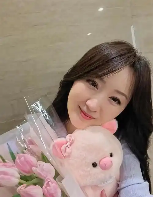 看了52岁杨钰莹的近照,我明白了"不整容"的重要性!