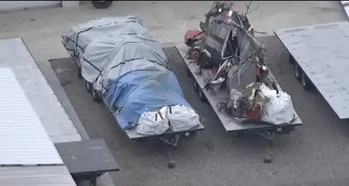 可是就在这个时候一位洛杉矶警员突然把科比遇难时的照片曝光了出来