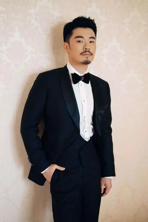 陈赫化身时尚博主变身gai上最靓的仔