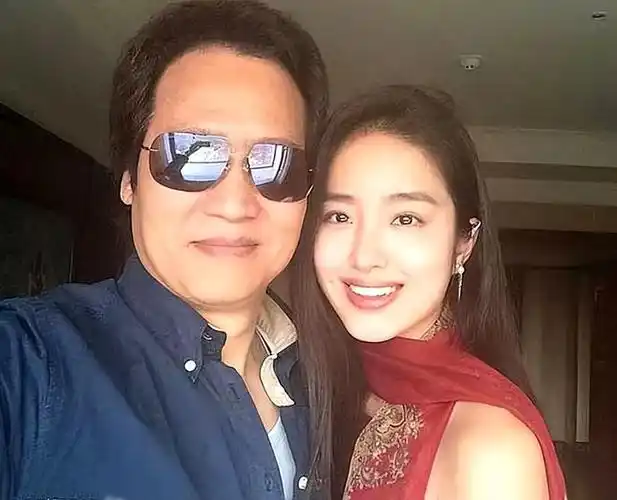 独宠刘亦菲20年让杨采钰手握一线资源陈金飞到底有多豪气