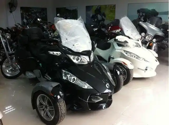 庞巴迪三轮摩托车销售价格