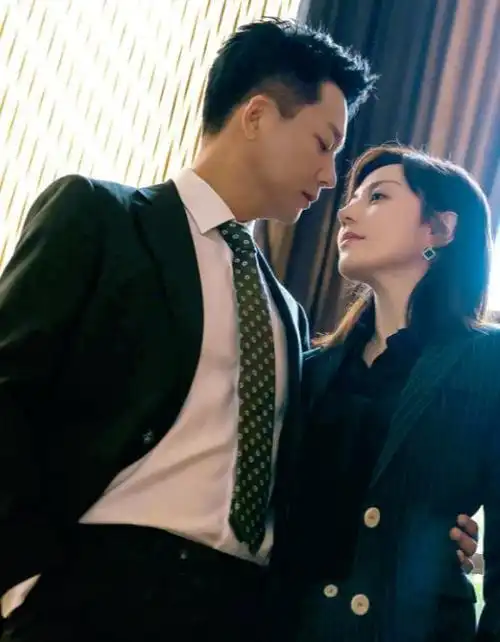 这一次,"反油腻达人"刘奕君给"张翰们",好好上了一课