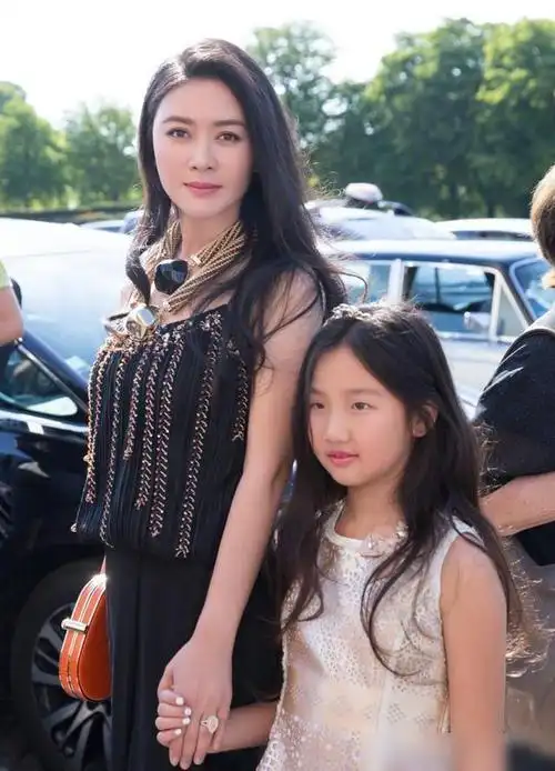 田海蓉口中的死缠烂打终揭下鲍蕾的虚伪面具陆毅早看穿一切