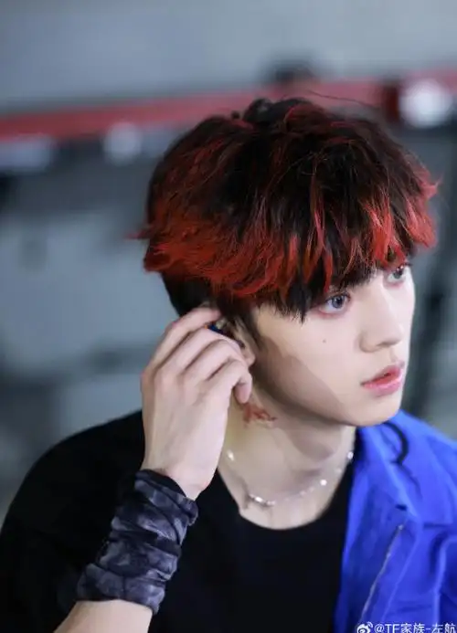 tf三代演唱会舞台只准备了两周##左航说做一团燃不尽的璀璨火焰