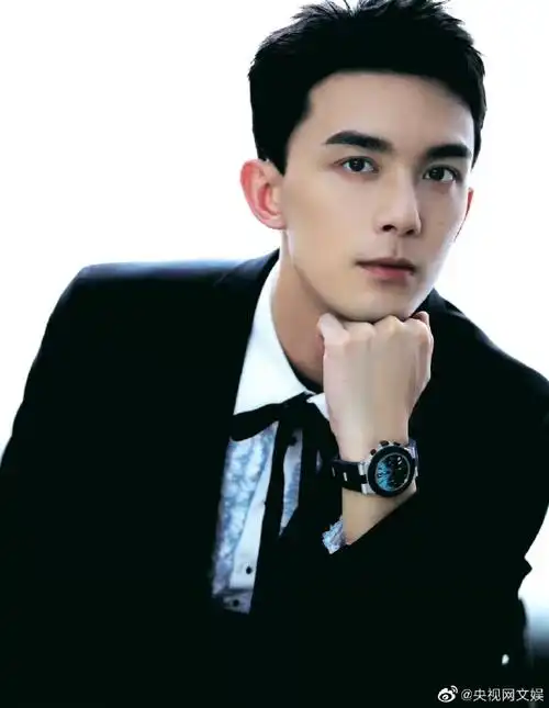 吴磊一脸认真我是年纪最小的##华表奖颁奖典礼