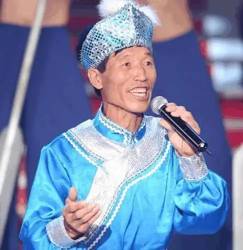 星光大道捧红的明星,他俩成了夫妻,她惹网友反感,他成一级演员