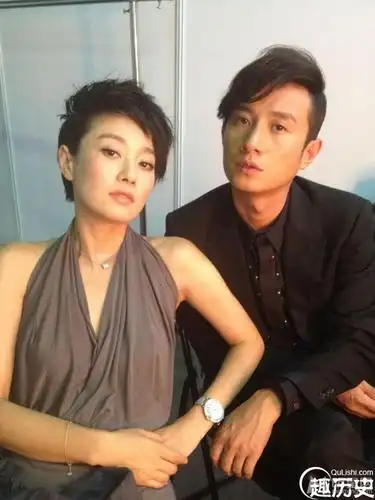 文章马伊琍昔日亲密合照 (1/10)