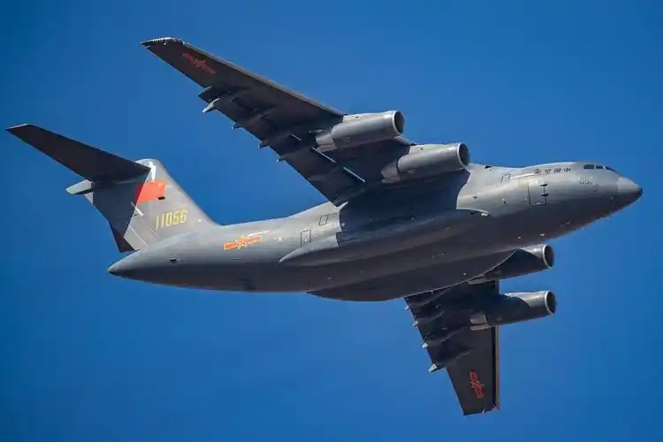 运-20正式列装五周年 引领中国进入战略空军时代_高清图集_新浪网