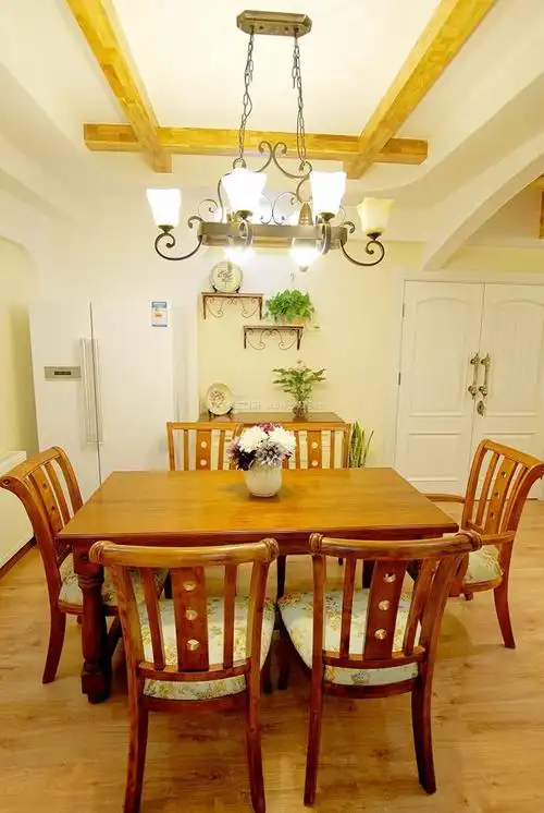 2017田园家装小型餐厅设计效果图