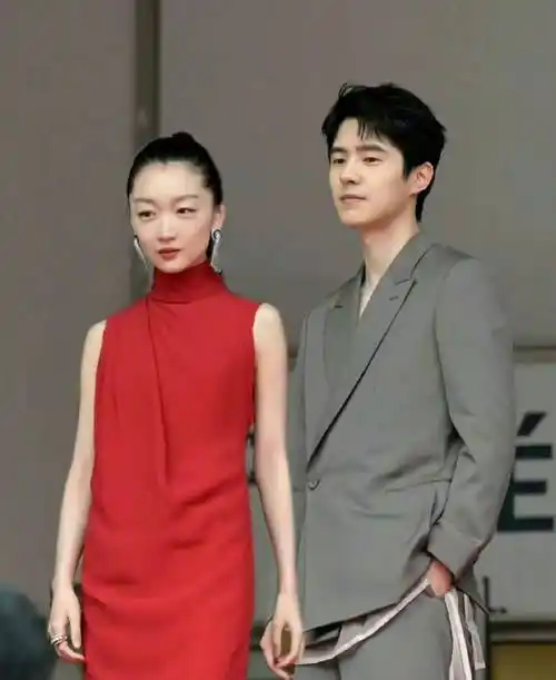 刘昊然周冬雨恋情引发粉丝争议风波_影响_事件_明星