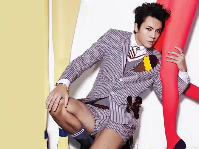 陈伟霆写真图片-自制960x1280壁纸.高清大图-明星写真馆n63.com