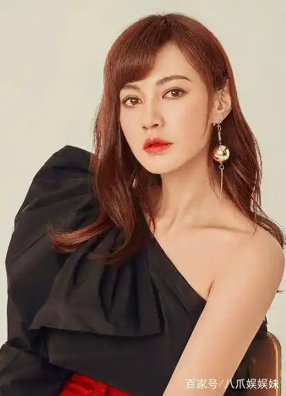 演员杨雪发近照,网友称她冻龄女神,真令人羡慕不已_角色_孩子_身材