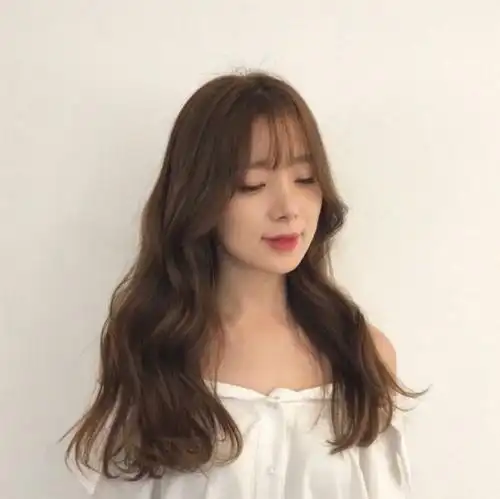 最美三七分中长发,特别彰显出女人味 67676767-发型- 女人街