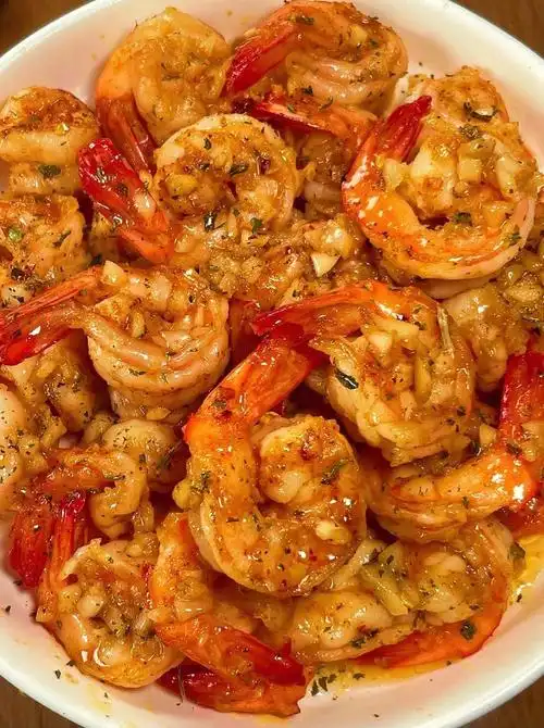 可以做出高级的味道,必须get啊6015食材95:虾,黄油,辣椒粉,蒜泥