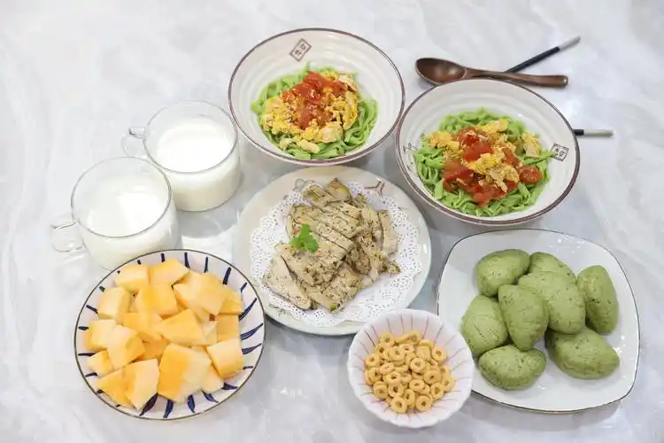 我家小朋友的早餐七天不重样每天早起二三十分钟营养丰盛