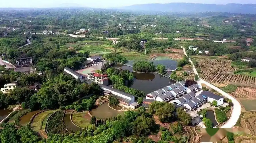 农村人居环境整治进行时环境点滴变化扮靓乡村颜值正兴镇推进农村人居