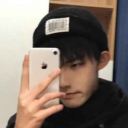 2020qq最流行帅气的男生头像