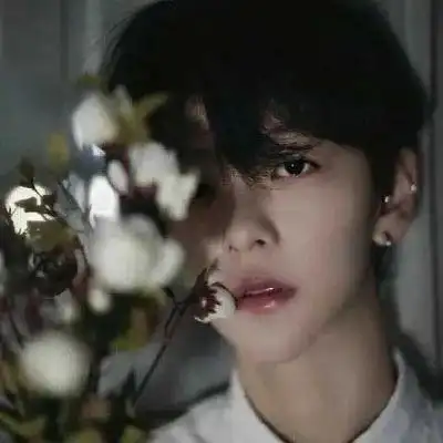 耐看又很撩人的帅气男生气质头像一眼万年的真人男生很好看的头