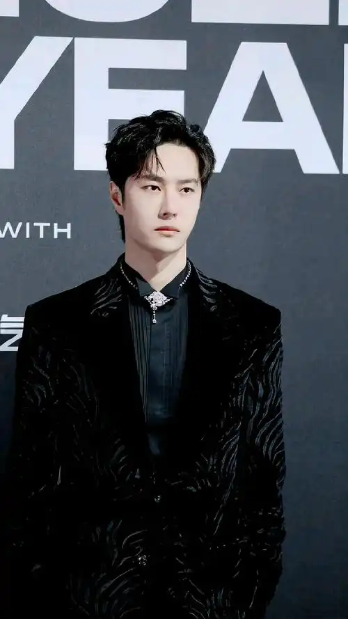 王一博进组!-度小视