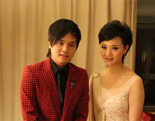 【图】歌手郑源女朋友是谁? 个人情感大揭秘