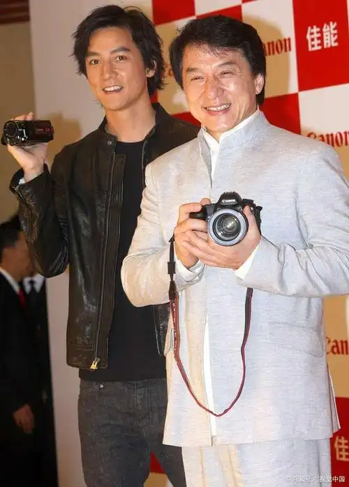 父子都是演员的8对明星